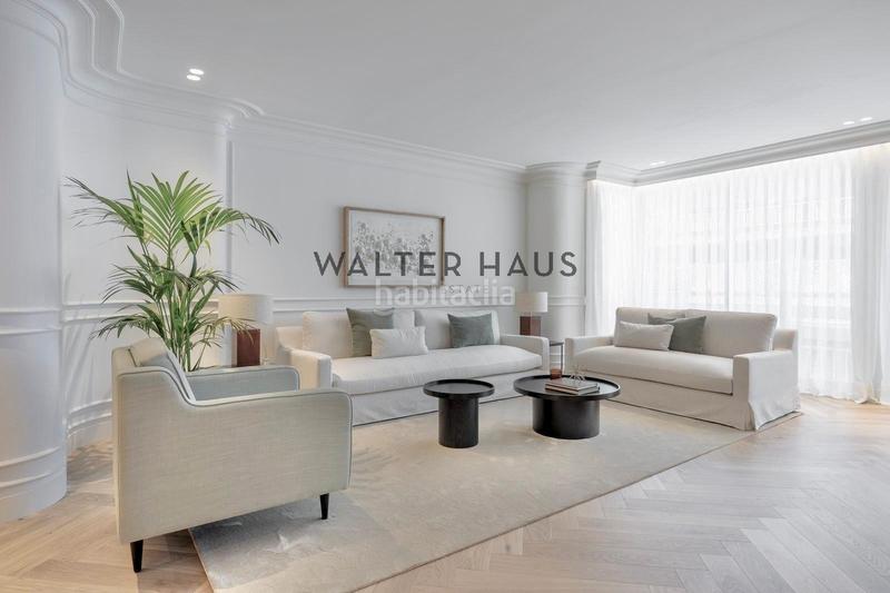 Foto eb60e9e1-bbeb-40f6-a8a4-c792351d0194. Flat with heating in Recoletos Madrid