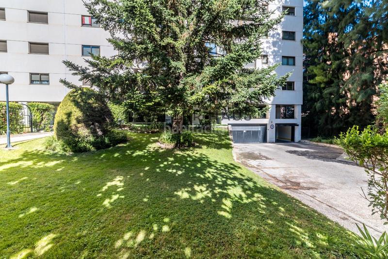 Foto 59cb9438-112e-42a9-b34f-b50ab7c4a6f5. Piso  en venta en castellana, reformado y con vistas a caleido, en Madrid