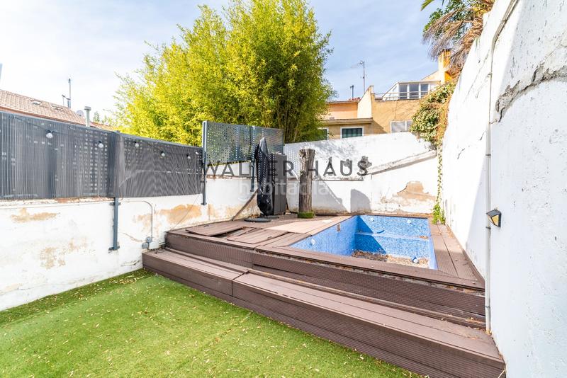 Foto 047c6f70-5783-4780-8f42-c98cd6785be6. Chalet avec chauffage parking piscine dans Hispanoamérica-Bernabéu Madrid