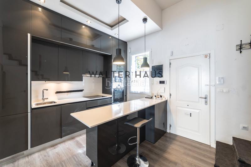 Foto 32c567da-5c05-44d3-8f70-794808b15661. Chalet avec chauffage parking piscine dans Hispanoamérica-Bernabéu Madrid