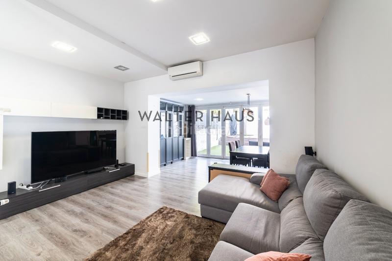 Foto 509fb85f-7ddb-4b15-9565-8a1dc980528e. Chalet avec chauffage parking piscine dans Hispanoamérica-Bernabéu Madrid