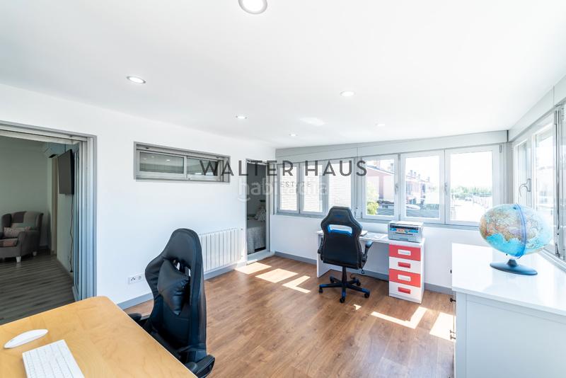 Foto 3309c71b-d4ed-4766-a8d4-c5604c3c1ad6. Casa aparellada amb calefacció piscina a Soto de Henares Torrejón de Ardoz