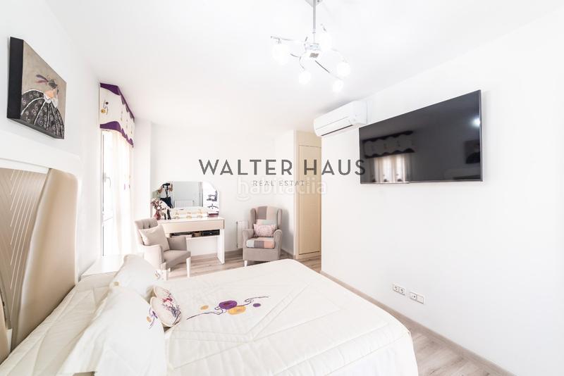 Foto d4285fcd-4289-4023-8849-b39bb0be7cfc. Casa aparellada amb calefacció piscina a Soto de Henares Torrejón de Ardoz