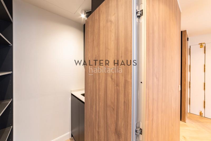 Foto 0b25dac5-ae58-4ed7-9bf3-859ed6c021c0. Flat with heating in Cortes-Huertas Madrid