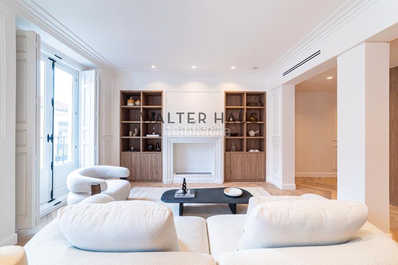 Foto 7d2f5d79-5c34-42b9-8d14-c4b743d0e05a. Flat with heating in Cortes-Huertas Madrid