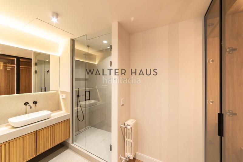 Foto 8f4b083f-f12a-40a4-b848-f328a366f208. Flat with heating in Cortes-Huertas Madrid