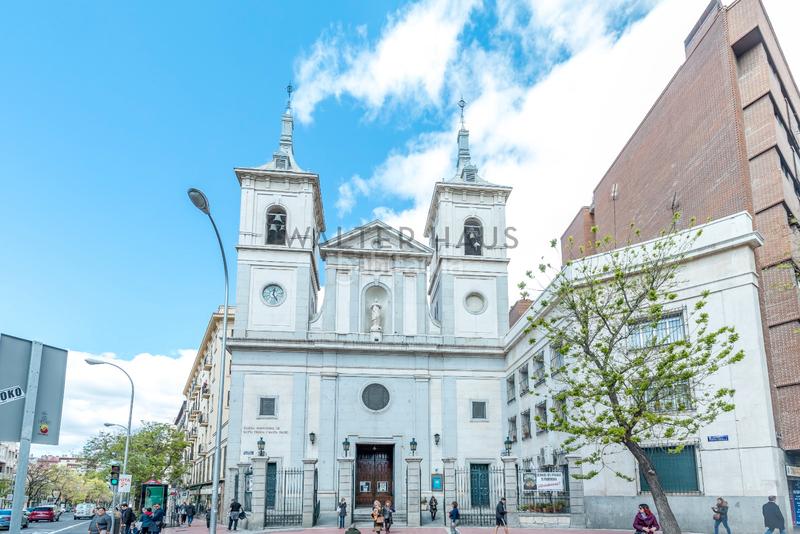 Foto ac1f0cb3-5e9e-4153-a586-ba1805016b22. Flat with heating in Cortes-Huertas Madrid