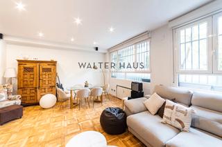 Pis  Calle de ángel de diego roldán. Piso en venta en hispanoamérica, madrid.