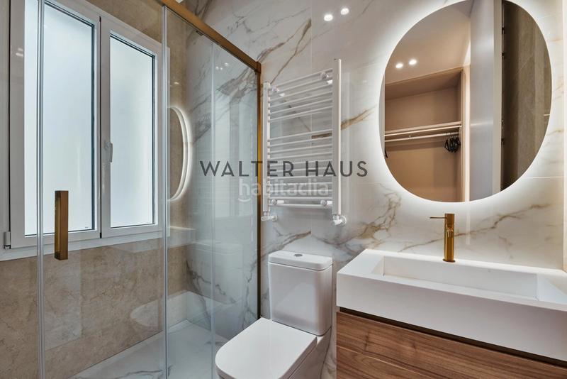 Foto e762f41a-4d2b-47f3-bae6-fa6924131b2d. Flat with heating in Recoletos Madrid