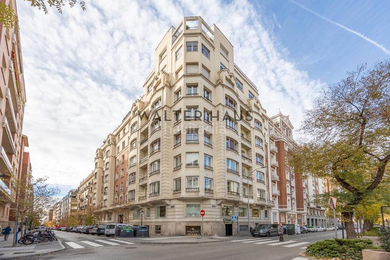 Foto ebe809a4-7e40-412f-ad74-a1a30b8e6d5a. Piso  en venta reformado en Castellana, en Castellana Madrid