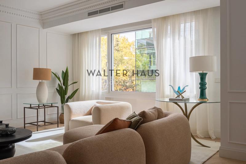 Foto 2d0b830e-0e1f-42d3-8895-86897c71a657. Flat with heating in Castellana Madrid