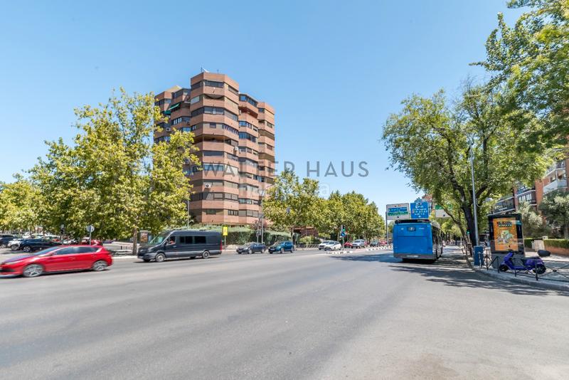 Foto c0afe308-9387-4e18-9d81-06b242177963. Alquiler piso  en venta en hispanoamerica, . en Madrid