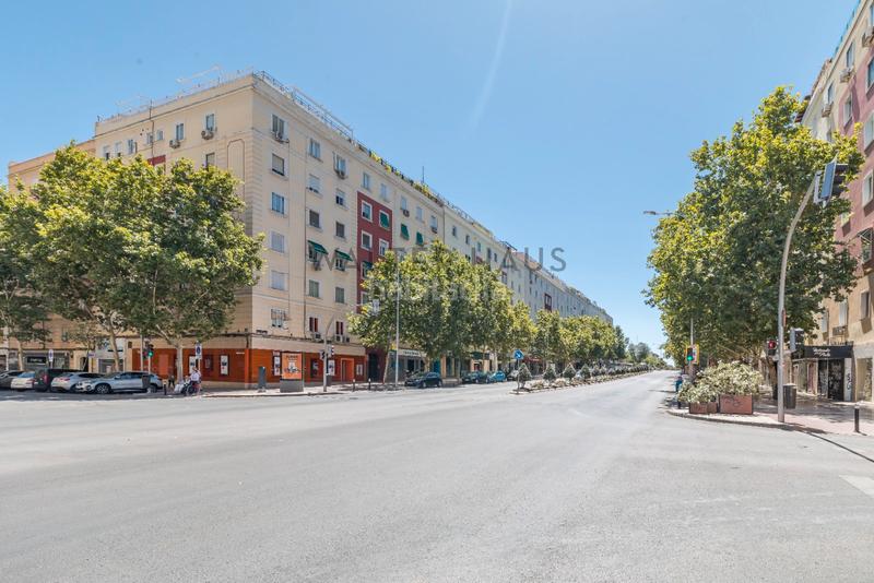 Foto c5fd68ec-3bc1-453a-a6ea-600b34e1924e. Location appartement avec chauffage parking dans Hispanoamérica-Bernabéu Madrid