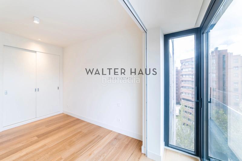 Foto 4a1b2e9f-e6cb-4be1-b790-b93703f1e5d1. Rent flat with heating parking in Hispanoamérica-Bernabéu Madrid