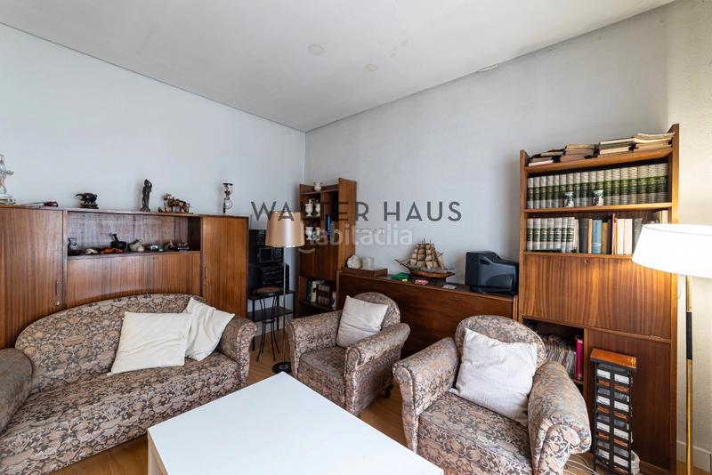 Foto 98a9953d-b878-43d6-a2da-18d928579d2f. Pis amb calefacció a Almagro Madrid