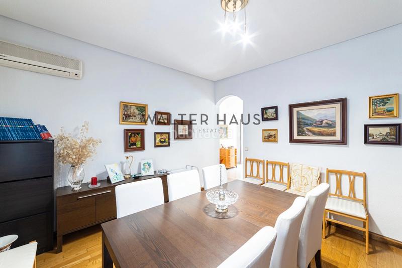 Foto 0e221d6b-72e4-4b8f-860b-3c54d75c4934. Reihenhaus mit heizung in Ciudad Jardín Madrid