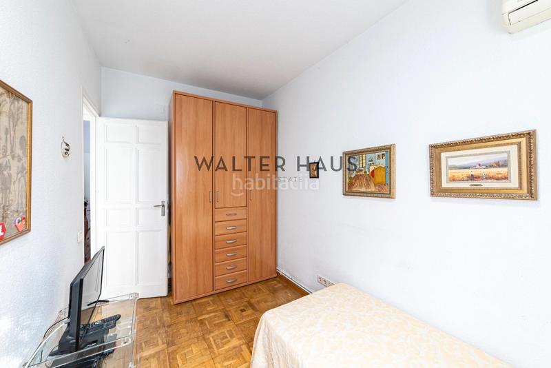 Foto 15a27b70-df85-4032-9ed8-98a8df52f659. Reihenhaus mit heizung in Ciudad Jardín Madrid