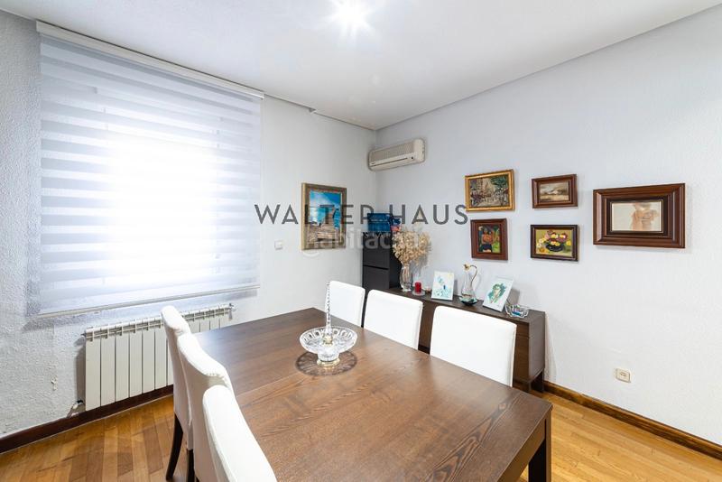 Foto c0f889ce-8769-46b3-b1fb-2adbce9aca5f. Reihenhaus mit heizung in Ciudad Jardín Madrid