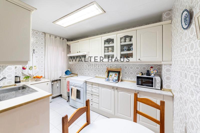 Foto 5f69801d-305b-4006-8a8a-fa49b9bf52b4. Flat with heating parking in Goya Madrid