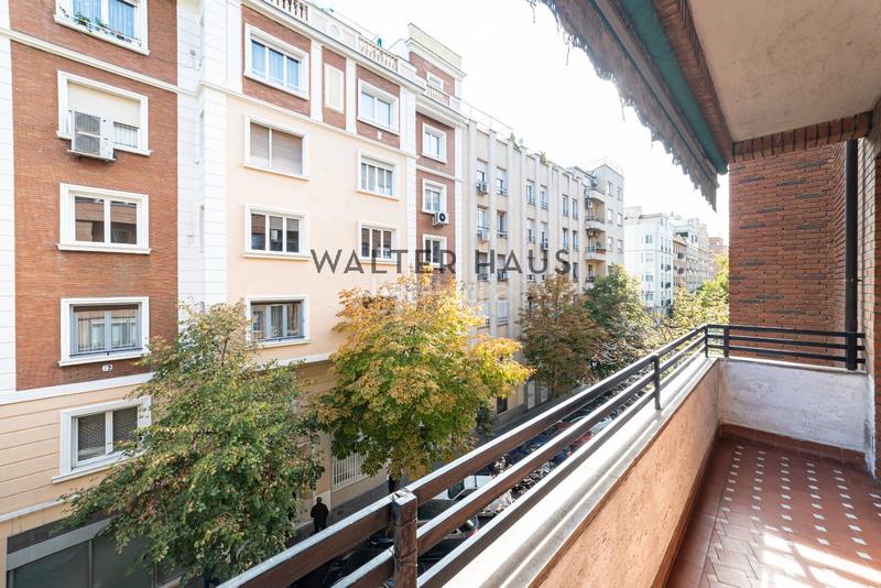 Foto bd50a8ca-cb6d-4e7f-9287-be7010003360. Flat with heating parking in Goya Madrid
