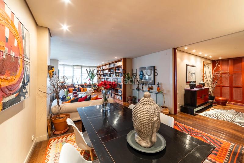 Foto 425d7a0f-e0d3-429a-adac-2a7d8b9babd8. Pis amb calefacció aparcament a El Viso Madrid