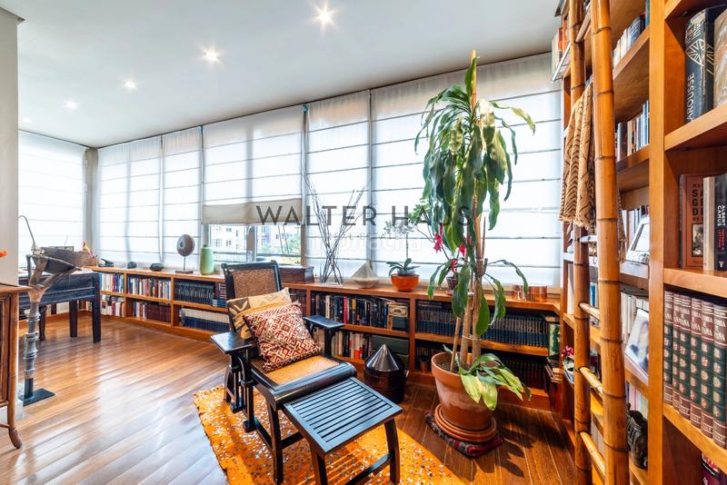 Foto e80ecff7-9f29-40fd-9c0d-3aeda0f577b0. Pis amb calefacció aparcament a El Viso Madrid