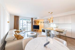 Pis  Avenida de menéndez pelayo. Ático en venta reformado en goya, madrid.