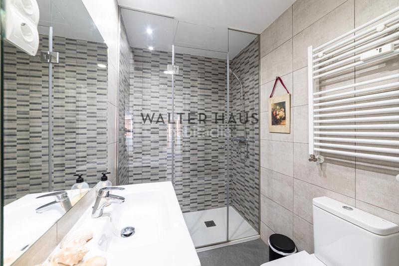 Foto 459506c1-85dc-46c1-8d0c-996a4a752aa7. Appartamento con riscaldamento in El Viso Madrid