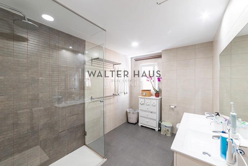 Foto a647e1d4-b474-43dc-880f-2f935a662698. Appartamento con riscaldamento in El Viso Madrid