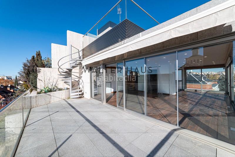 Foto 89948af8-fe44-45da-ad54-d4e7600fb7c2. Piso dúplex exterior en venta en El Viso, . en El Viso Madrid