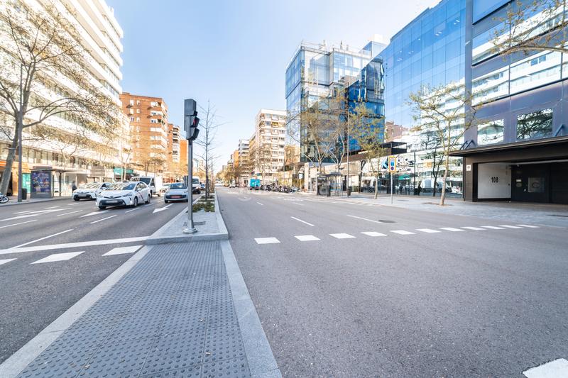 Foto abcb90cc-61de-4f35-9cf0-0dc6f852ee2d. Piso dúplex exterior en venta en El Viso, . en El Viso Madrid