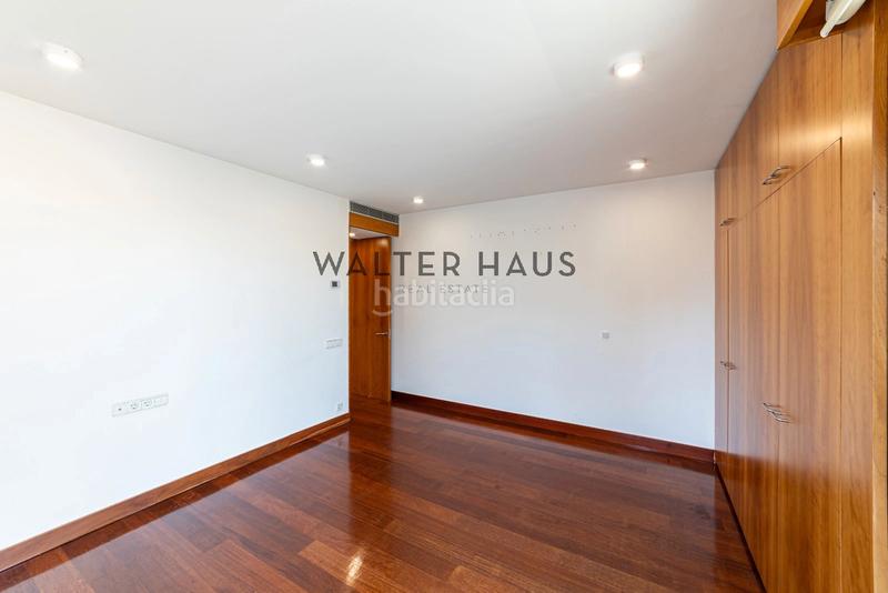 Foto d7cd695f-e596-406d-a6a2-0da88c84980f. Piso dúplex exterior en venta en El Viso, . en El Viso Madrid