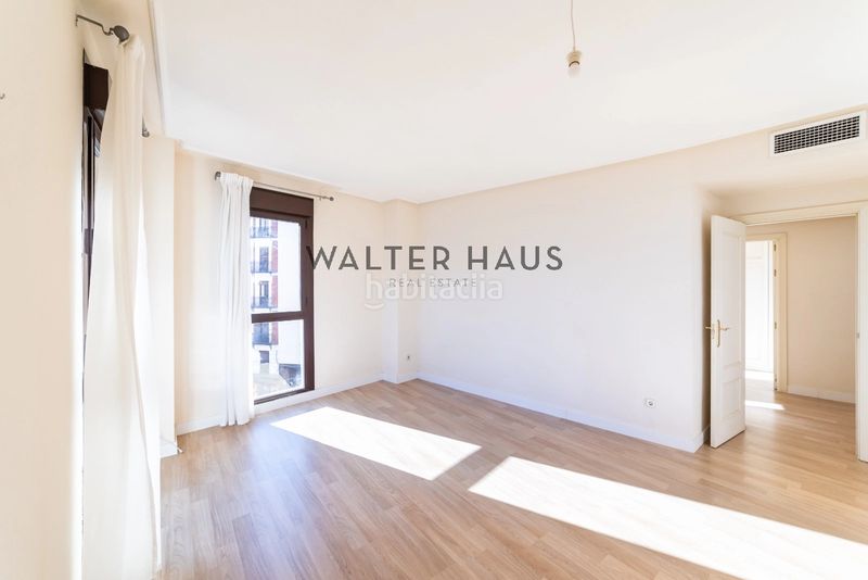 Foto 9bf0bbaf-2780-4958-942b-a4e7452696af. Pis amb calefacció aparcament a Universidad-Malasaña Madrid