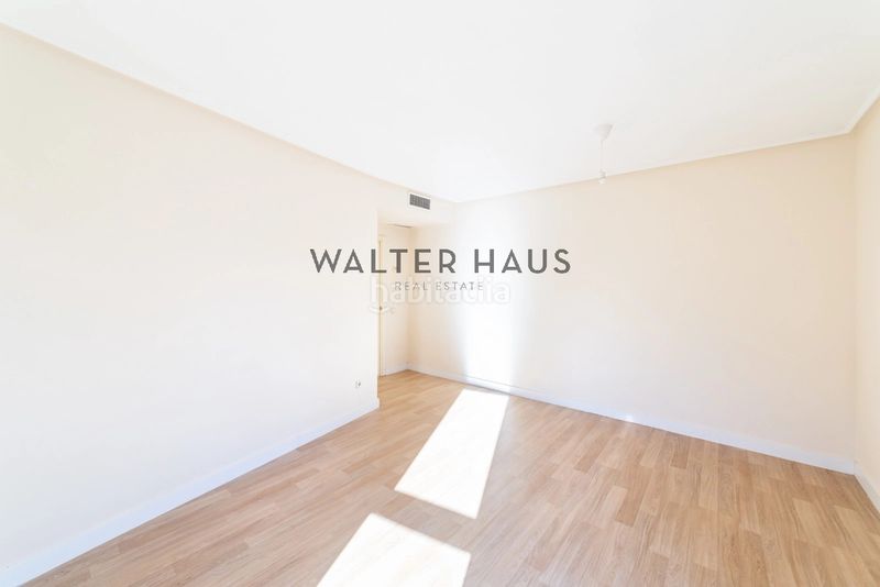 Foto e58ba221-067f-4109-92a1-5942508953c1. Pis amb calefacció aparcament a Universidad-Malasaña Madrid