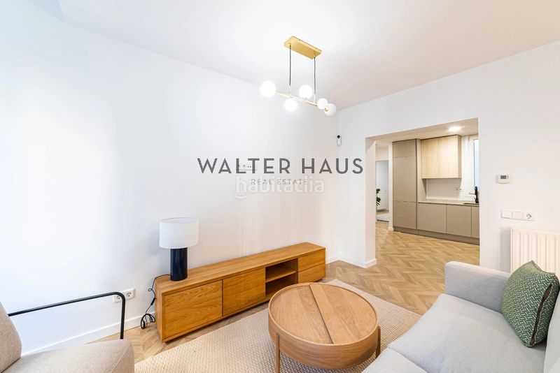 Foto 3f82823d-3dc0-49df-b48a-582e6988c30b. Pis amb calefacció a Gaztambide Madrid