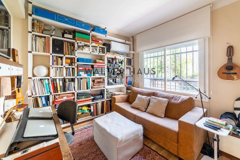 Foto f57c1572-1aaa-4cd2-8e27-5aaf8a437036. Pis amb calefacció aparcament a El Viso Madrid