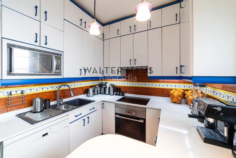 Foto fa33bd45-78ba-4bf0-a6b5-f3cc14818b0a. Pis amb calefacció aparcament a El Viso Madrid