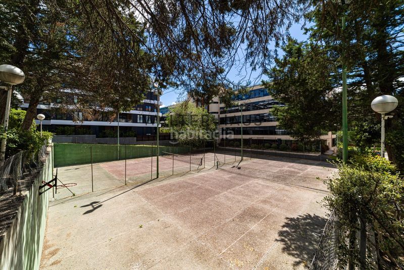 Foto a8bc541e-7973-4488-944a-a51c71202fbe. Pis amb calefacció aparcament piscina a Salvador Madrid