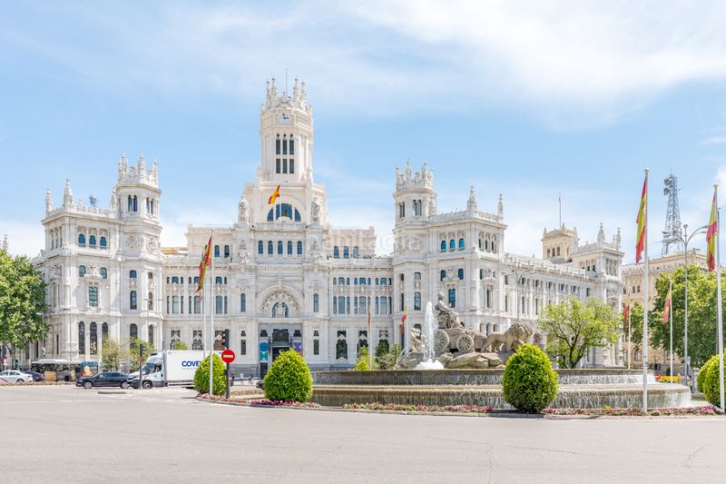 Foto a674edf9-d574-4abd-a0a0-2bd450af420d. Pis amb calefacció aparcament a Jerónimos Madrid