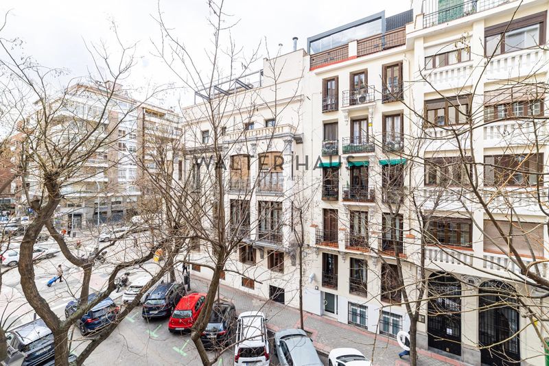 Foto caffae9c-25e7-4e01-83a9-b084f9318990. Pis amb calefacció aparcament a Lista Madrid