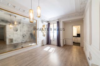 Appartamento  Paseo del general martínez campos. Piso en venta en almagro, madrid
