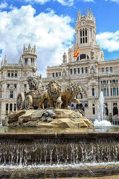 Foto 85e0a9d8-5f43-48ab-b7fb-47137a6c75ec. Pis amb calefacció aparcament piscina a Recoletos Madrid