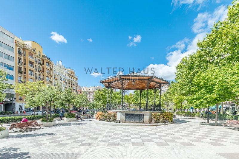 Foto 4cdad95a-2d68-4deb-8fe3-49af5d8dff96. Local comercial a Almagro Madrid
