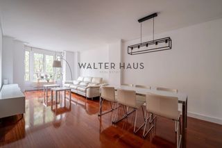 Location Appartement  Calle de arturo soria. Piso exterior en alquiler en costillares, madrid