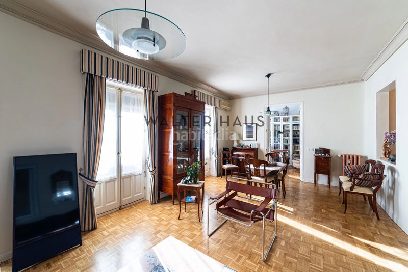 Foto cda74f79-4e7c-4e31-bd88-8c55151f2457. Etagenwohnung mit heizung in Goya Madrid