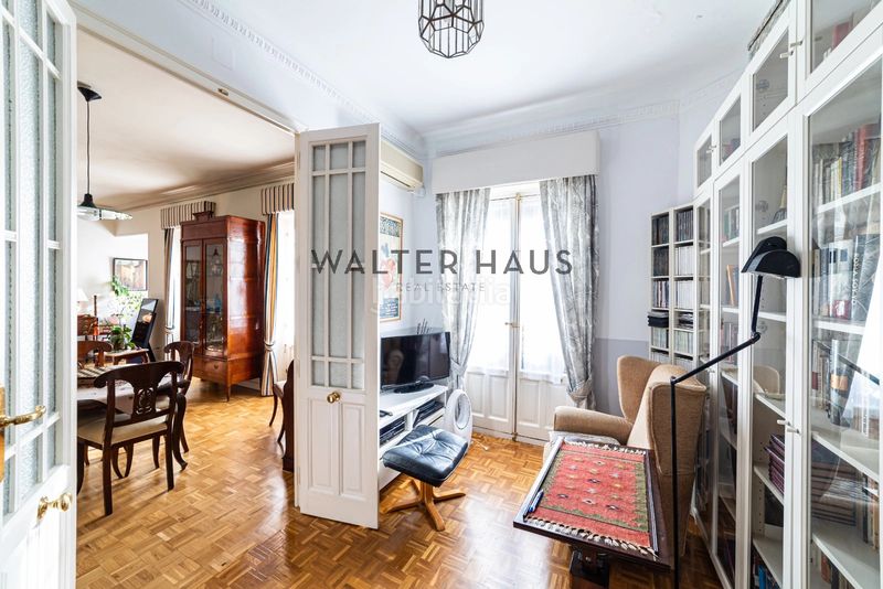 Foto f6be449b-87e5-4406-b839-5726d9947d33. Etagenwohnung mit heizung in Goya Madrid