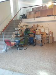 Local commercial  Carrer del violinista vellsola. Local comercial
