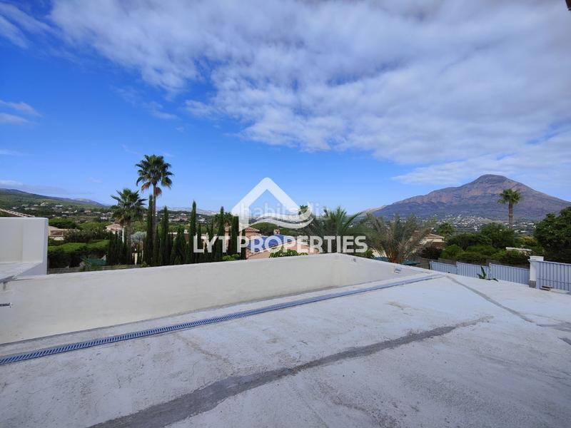 Foto 67206966-eb2b-4bf6-90b7-272aa78fcea0. Chalet con piscina in Partida Comunes-Adsubia Xàbia