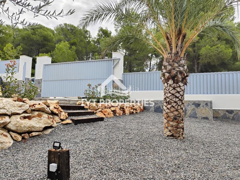 Foto 806a5b38-9e08-4089-b48e-70e748e964f7. Chalet con piscina in Partida Comunes-Adsubia Xàbia