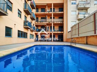 Appartement à Gata de Gorgos. Magnífico piso en venta con trastero, garage doble y piscina com